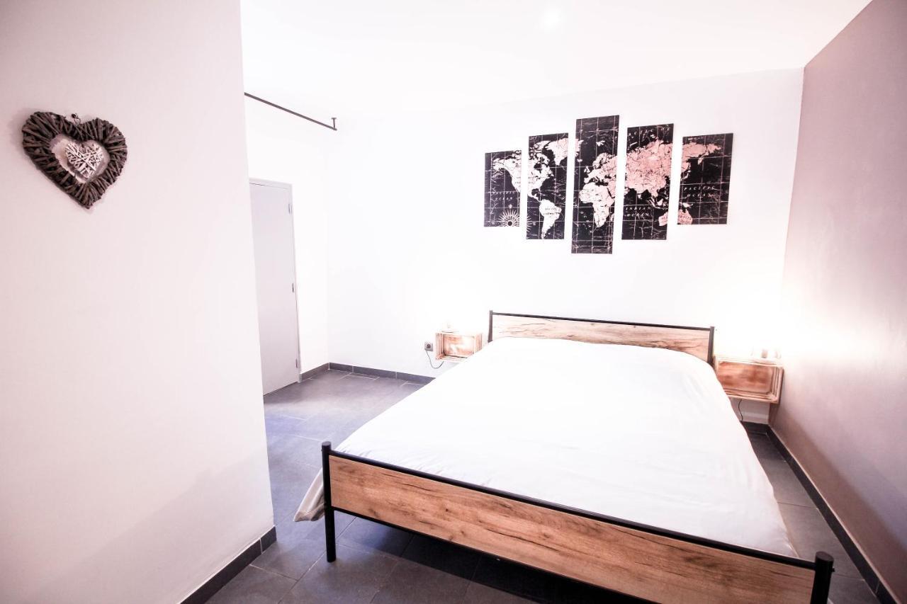 Appartement calme et spacieux, Cité et ville à pied, WIFI, 2 chambres, 3 lits Carcasona Exterior foto
